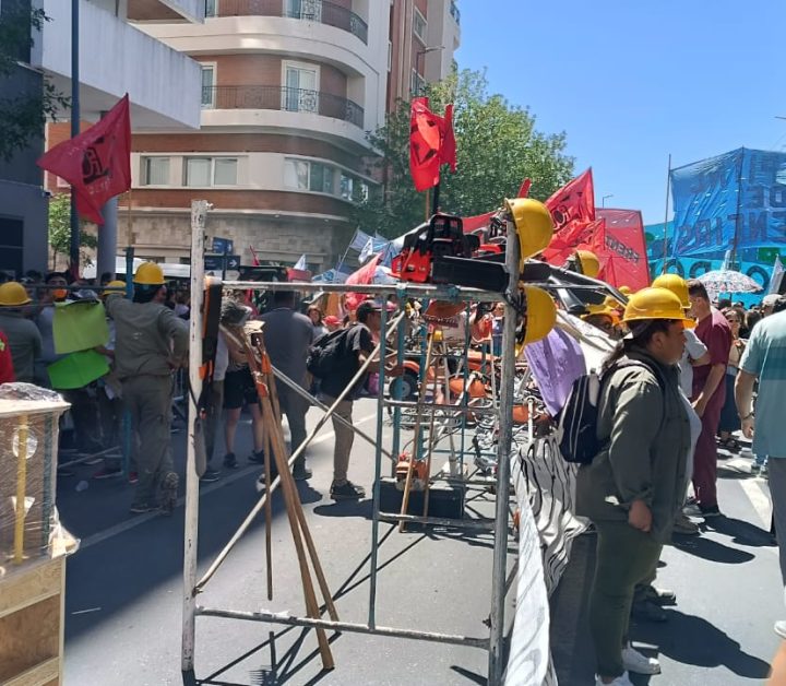 70585206-a103-4d7d-a3c6-2621a1570818